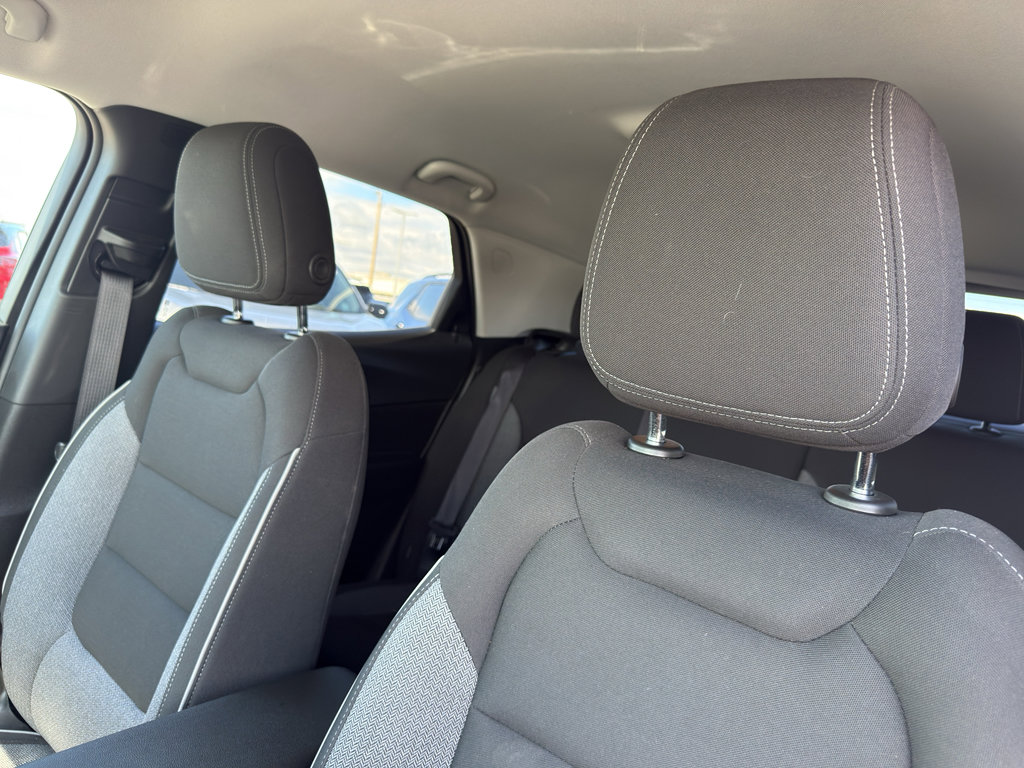 Used 2023 Chevrolet TrailBlazer LT FWD image 27