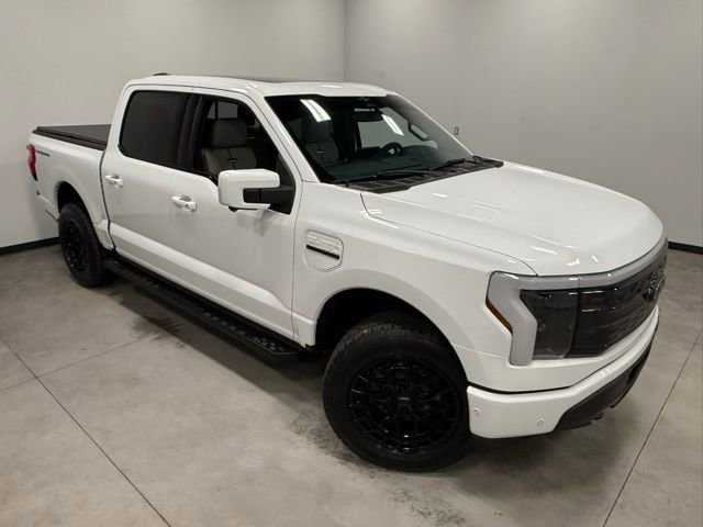 Used 2023 Ford F150 Lightning Platinum image 37