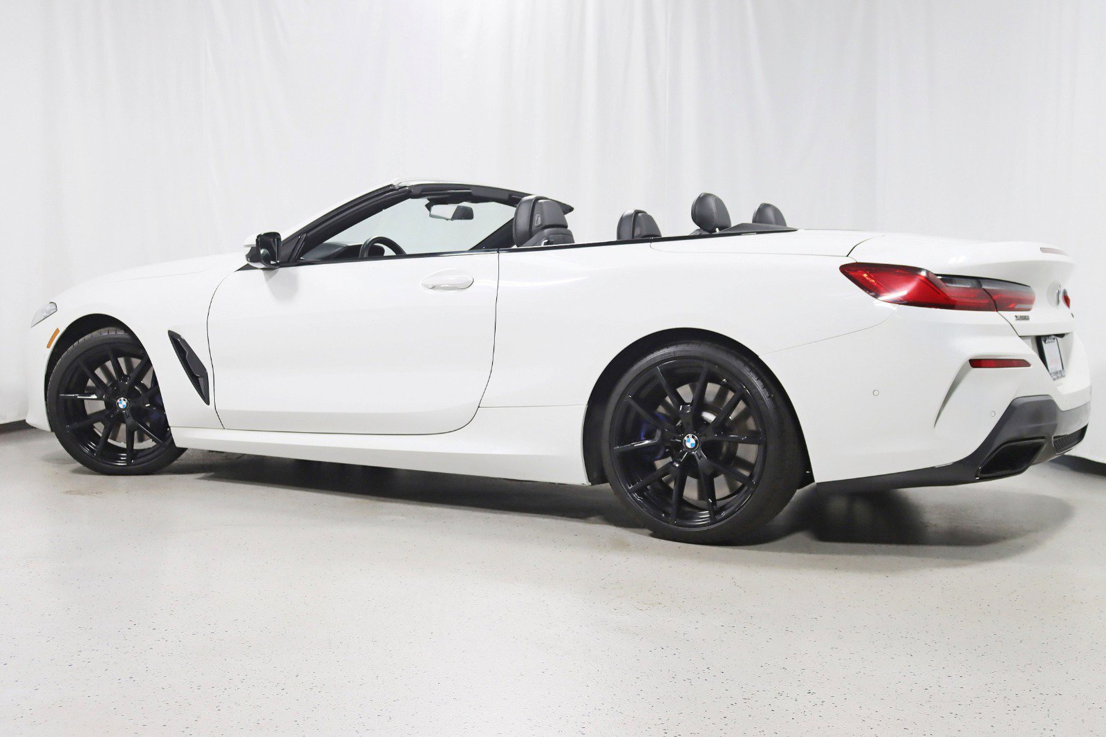 Used 2019 BMW M850i xDrive Convertible AWD/4WD image 10