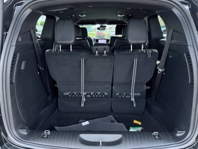 New 2027 Chrysler Pacifica Select FWD image 9
