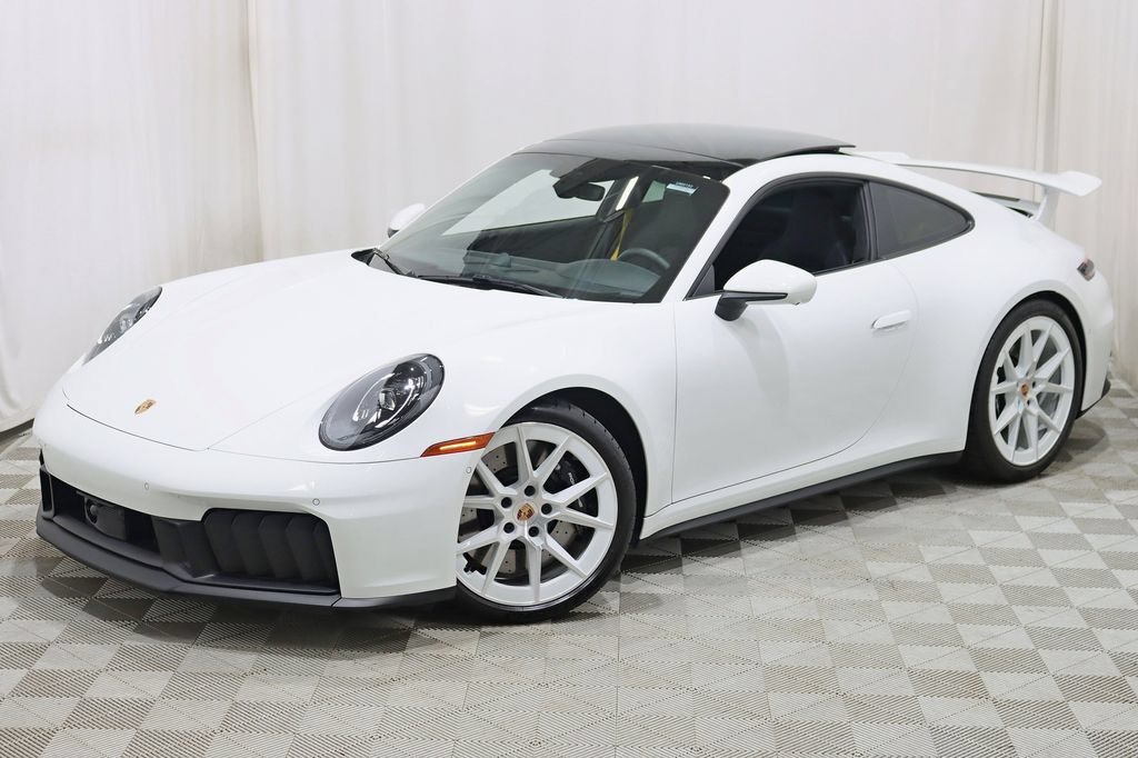Used 2026 Porsche 911 GTS image 8