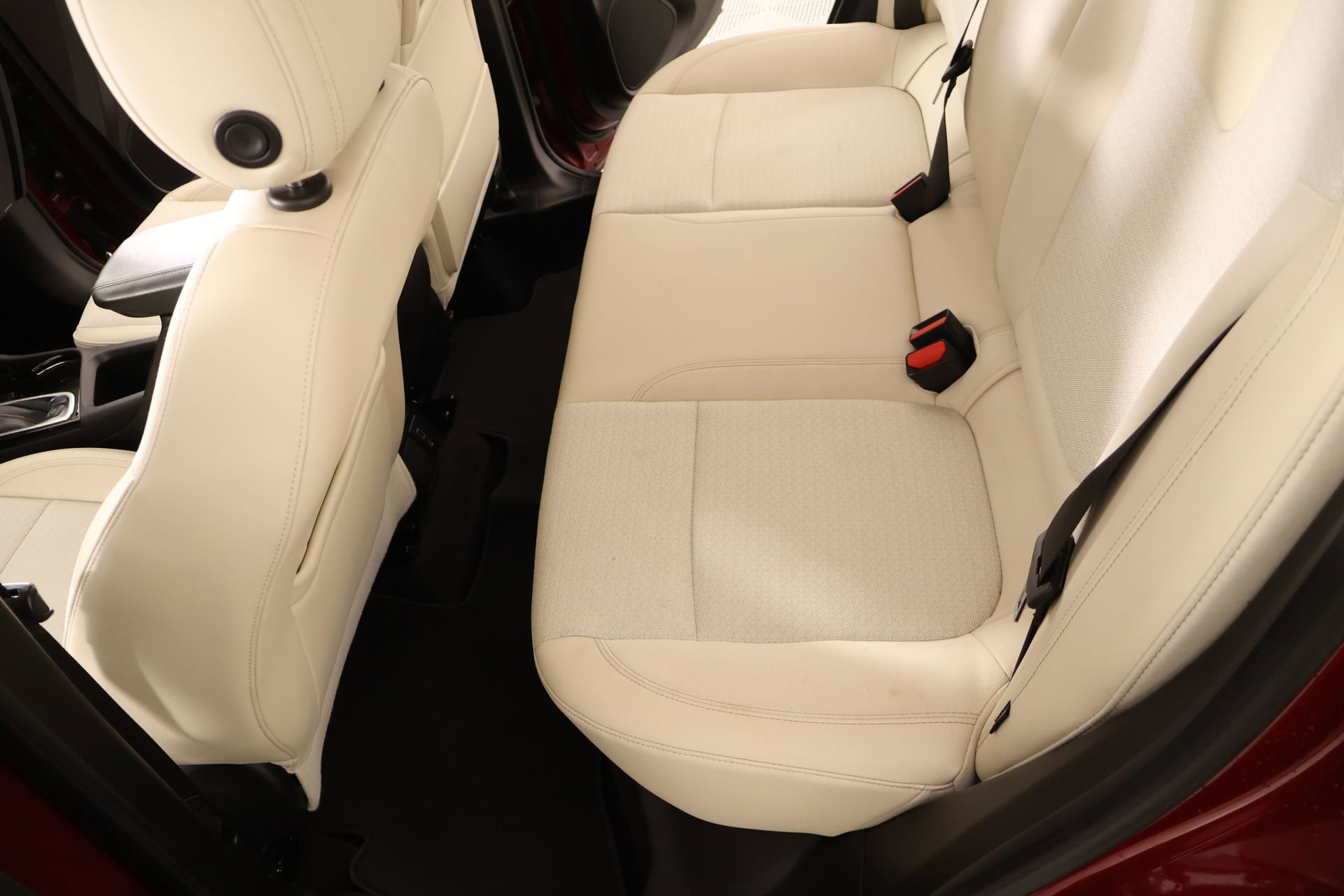 Used 2021 Buick Encore GX Preferred w/ Cold Weather Comfort Package FWD image 12