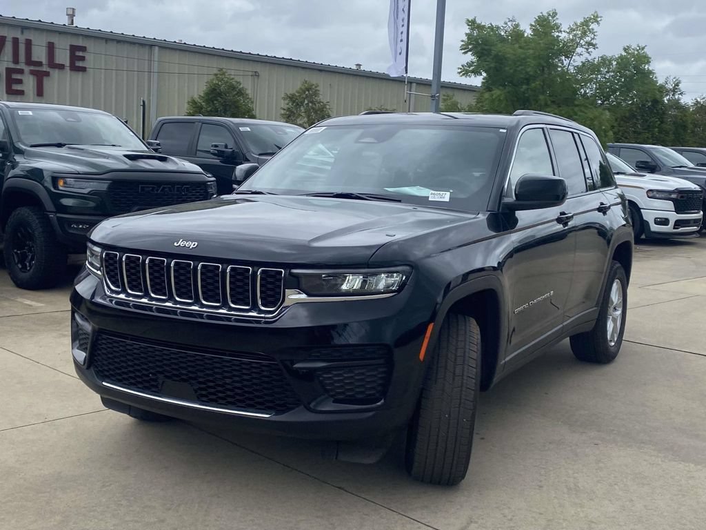 New 2026 Jeep Grand Cherokee Laredo X RWD image 29