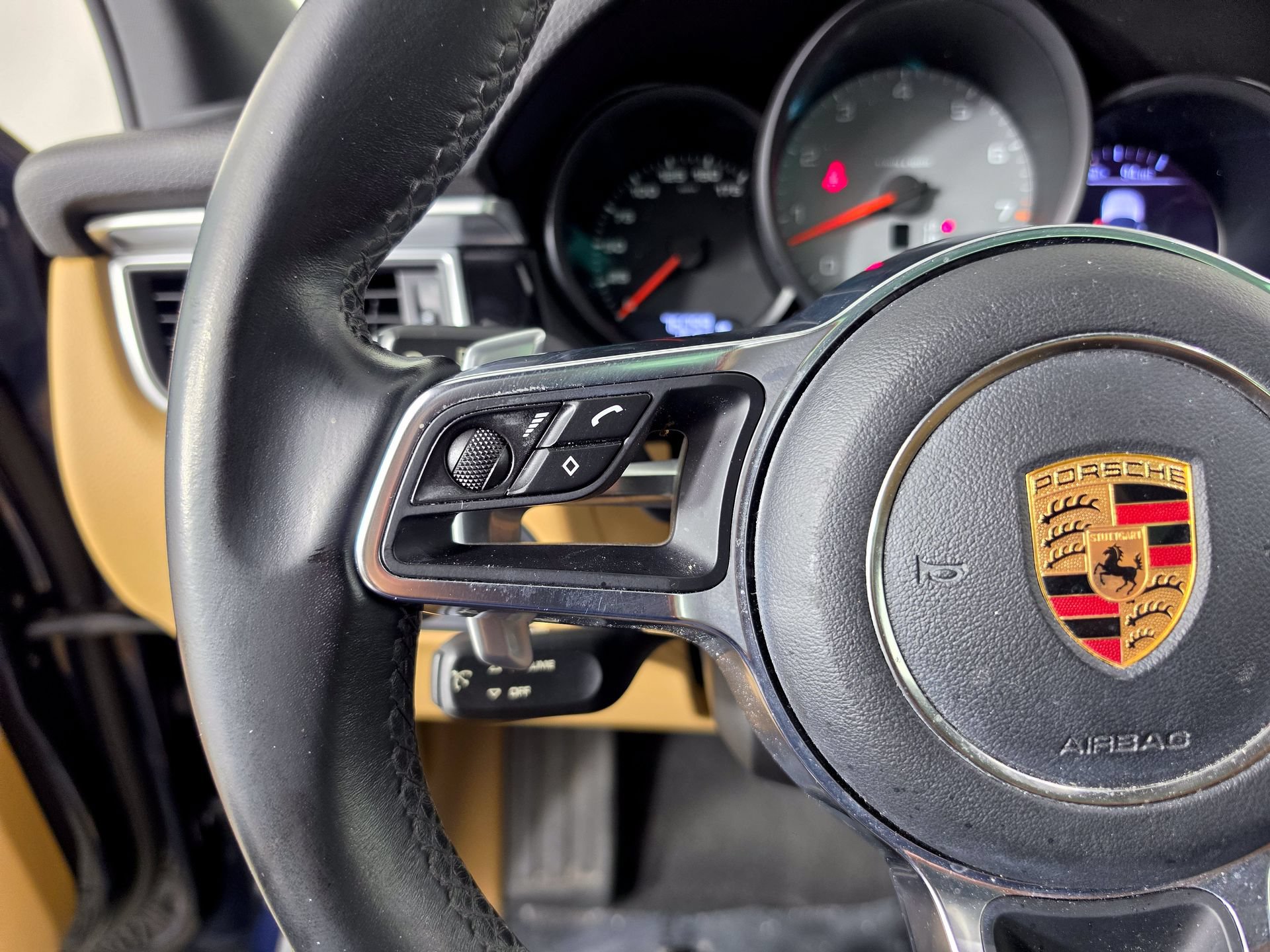 Used 2017 Porsche Macan S AWD/4WD image 23