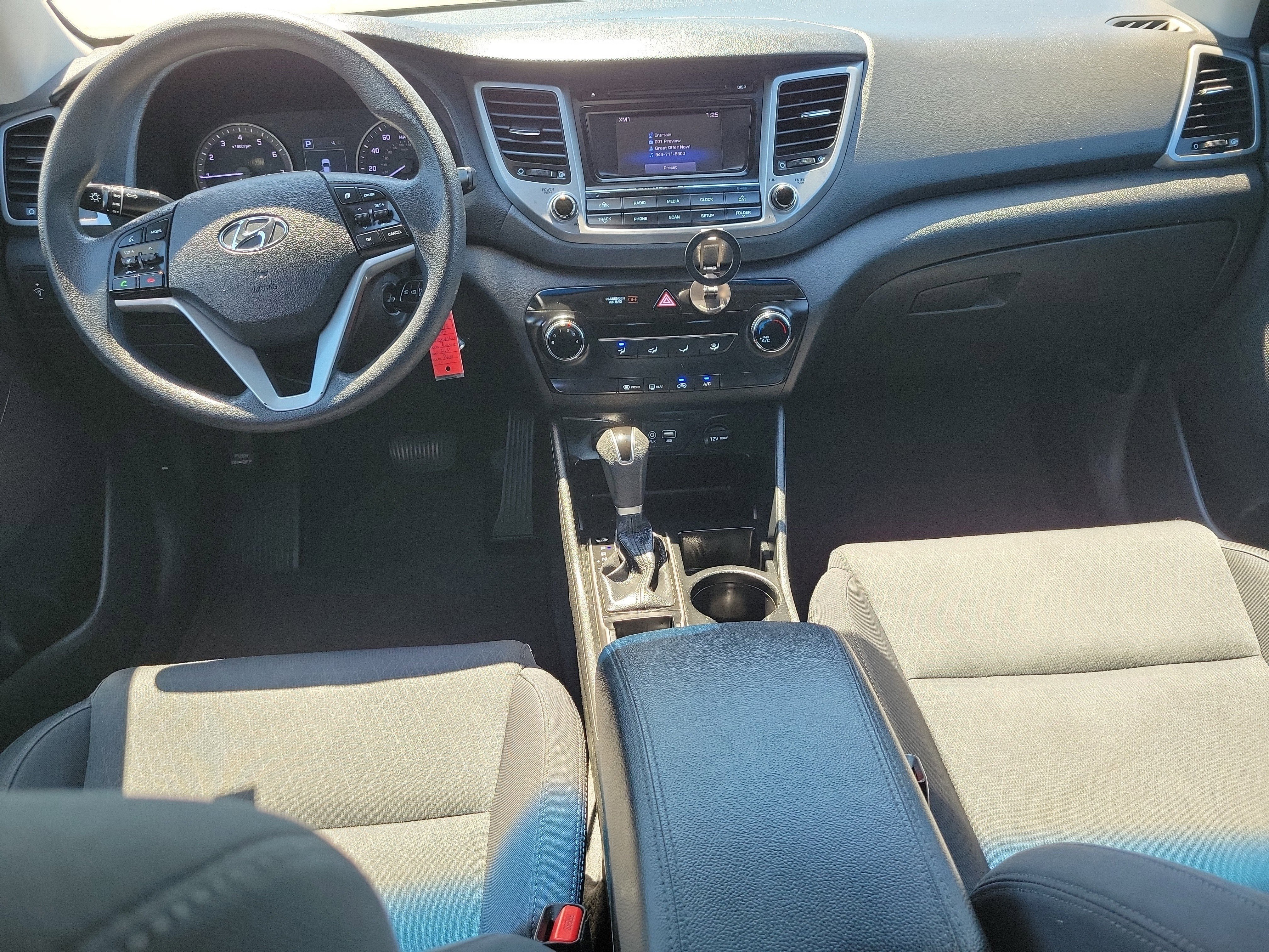 Used 2017 Hyundai Tucson SE image 15