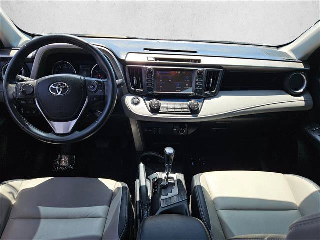 Used 2018 Toyota RAV4 Platinum FWD image 21