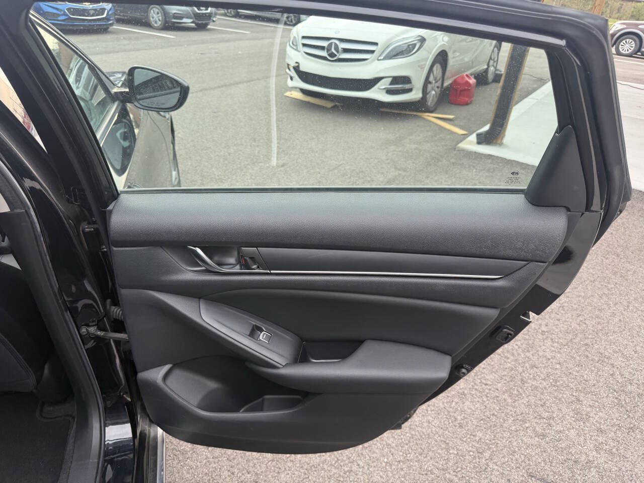 Used 2020 Honda Accord EX image 17