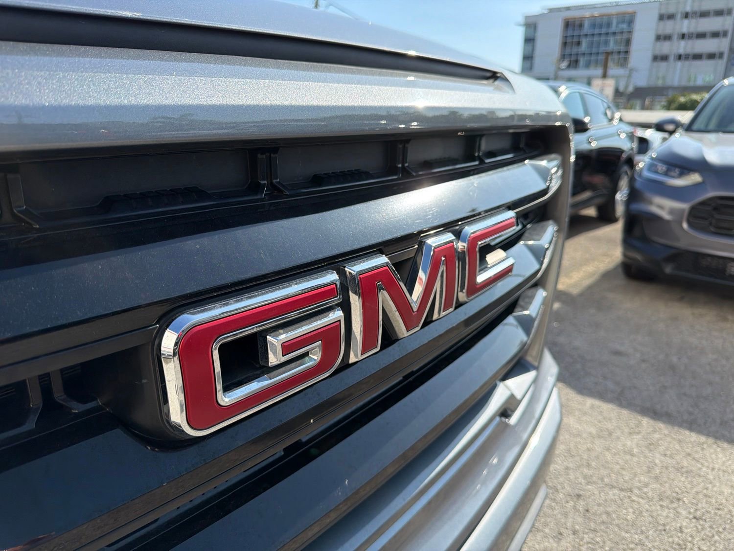 Used 2022 GMC Sierra 1500 Elevation RWD image 5