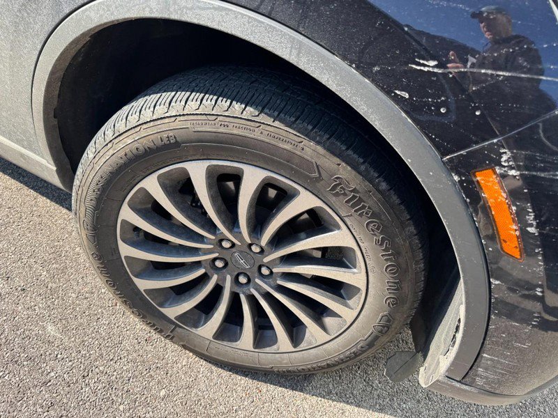 Used 2020 Lincoln Aviator Reserve image 4