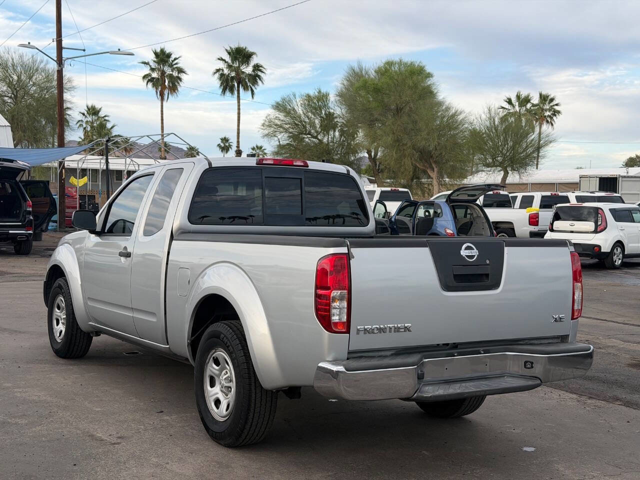 Used 2007 Nissan Frontier XE w/ Preferred Pkg image 6