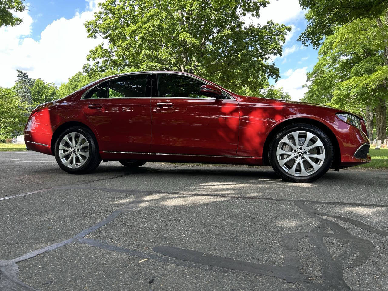 Used 2019 Mercedes-Benz E 450 4MATIC Sedan w/ Driver Assistance Package image 4