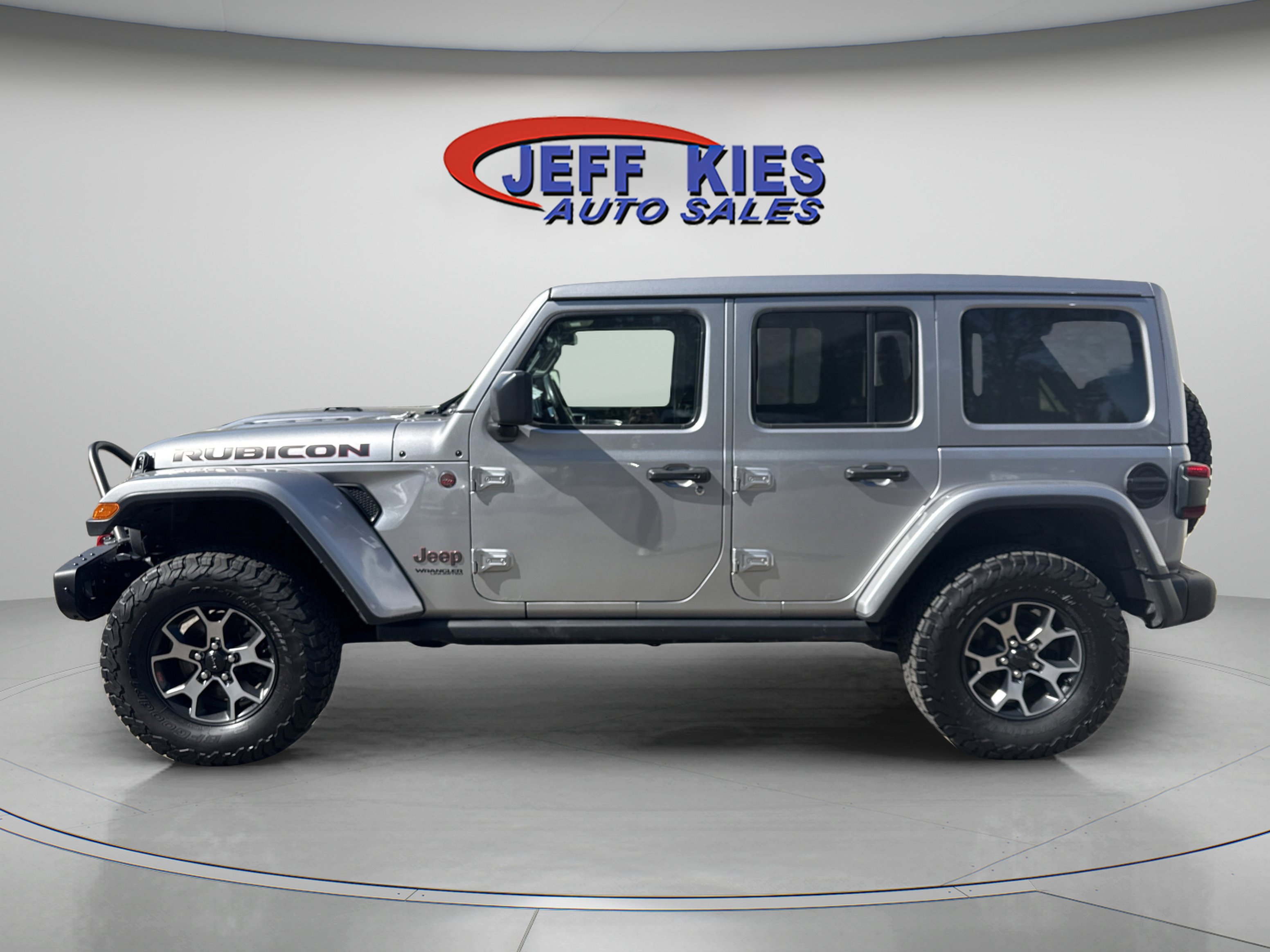 Used 2019 Jeep Wrangler Unlimited Rubicon w/ Steel Bumper Group AWD/4WD image 4