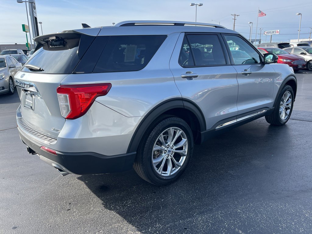 Used 2022 Ford Explorer Limited w/ Equipment Group 301A image 7