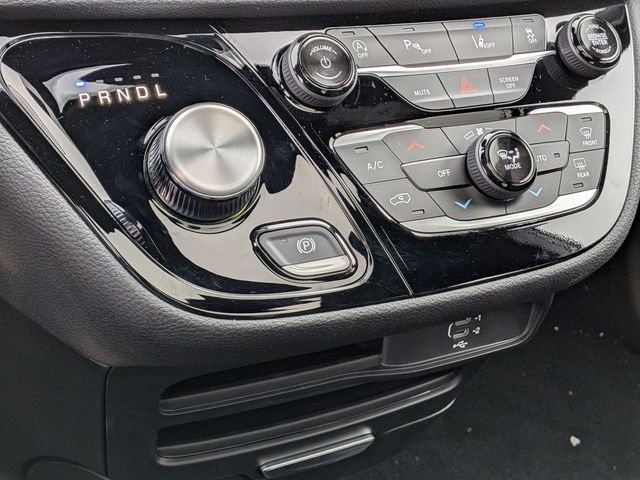 New 2026 Chrysler Pacifica Select image 21