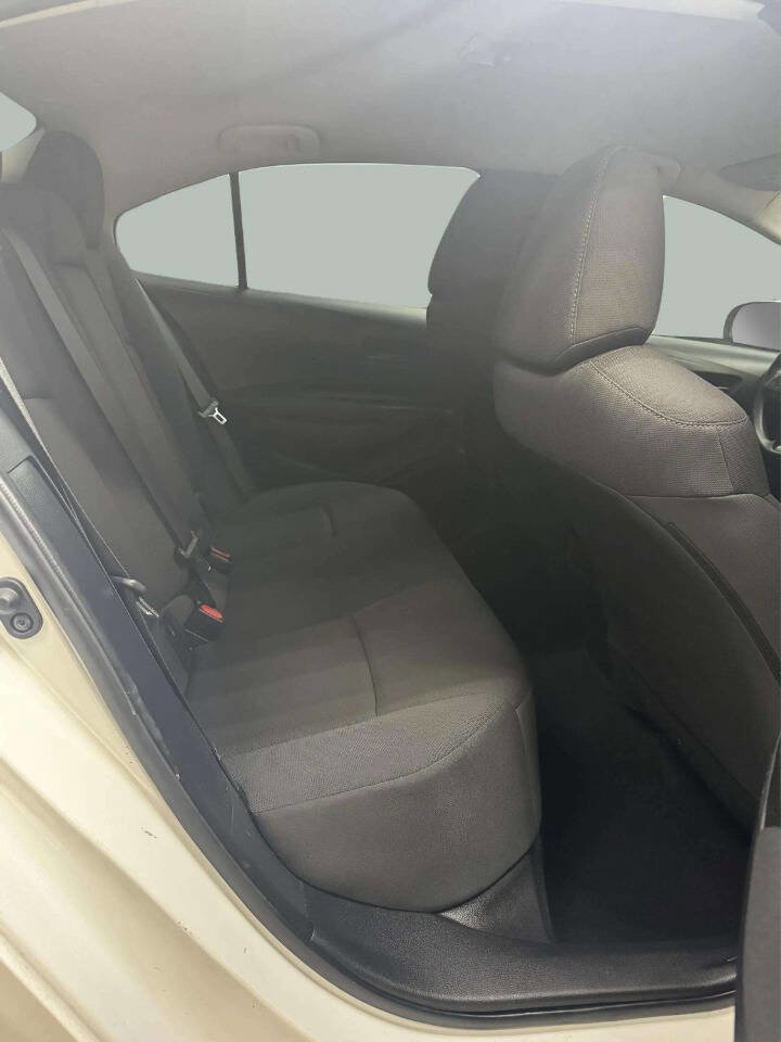 Used 2022 Toyota Corolla LE FWD image 8