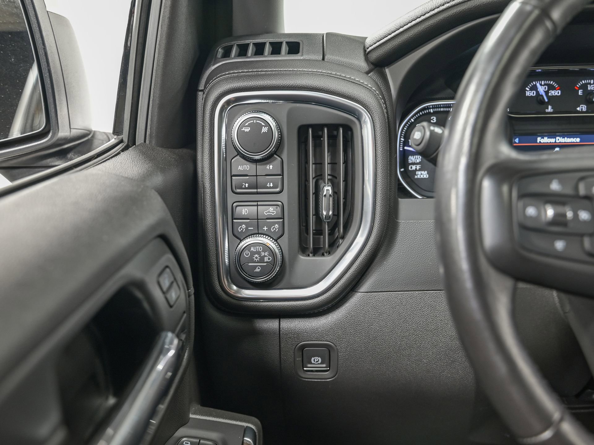 Used 2019 GMC Sierra 1500 SLT w/ SLT Premium Plus Package AWD/4WD image 19