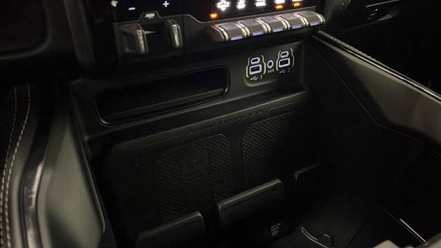 Used 2023 RAM 1500 Limited AWD/4WD image 32
