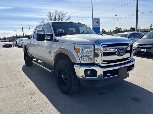 Used 2014 Ford F250 Lariat w/ Lariat Ultimate Package image 3