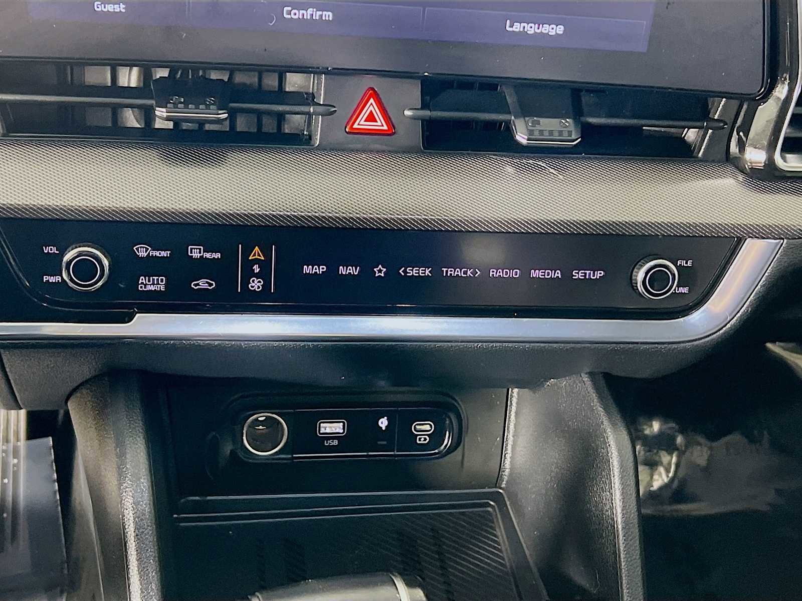 Used 2023 Kia Sportage SX image 15