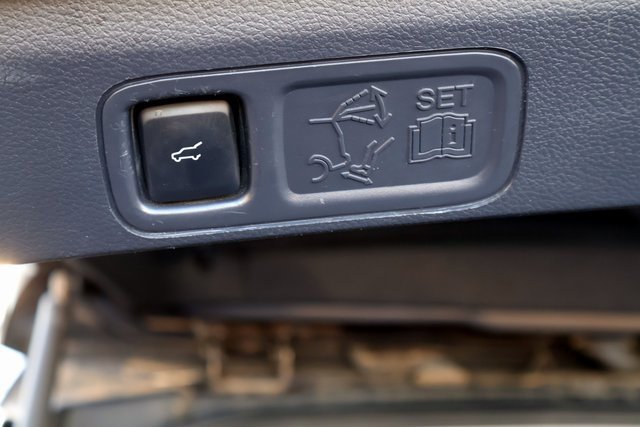 Certified 2024 Ford Expedition Max XLT image 26