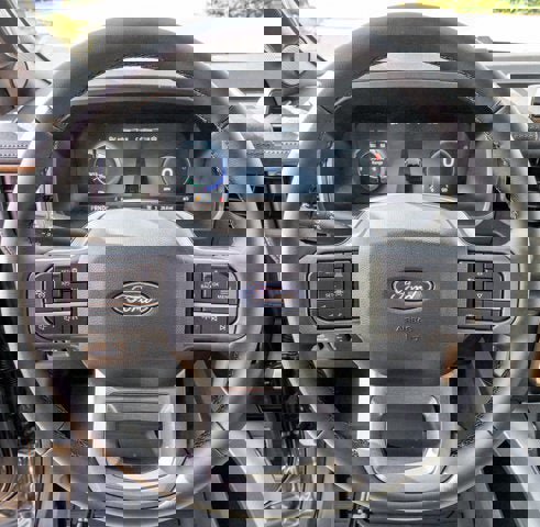 New 2025 Ford F150 Lightning Lariat image 39