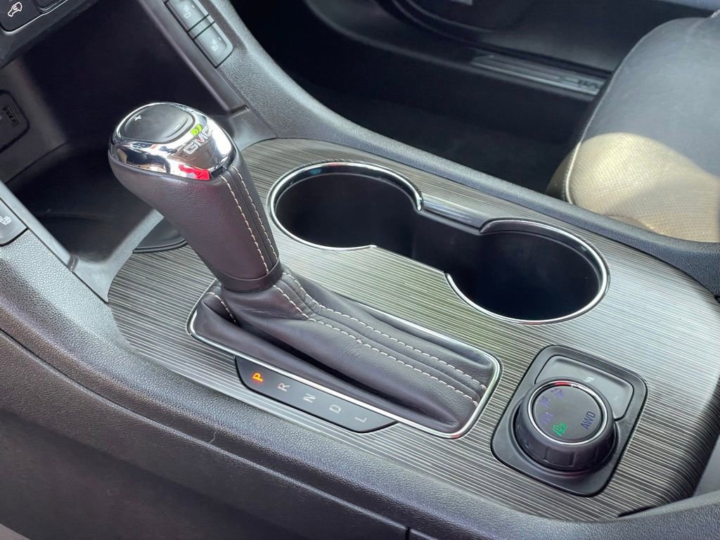 Used 2019 GMC Acadia SLT w/ LPO, Floor Liner Package AWD/4WD image 26