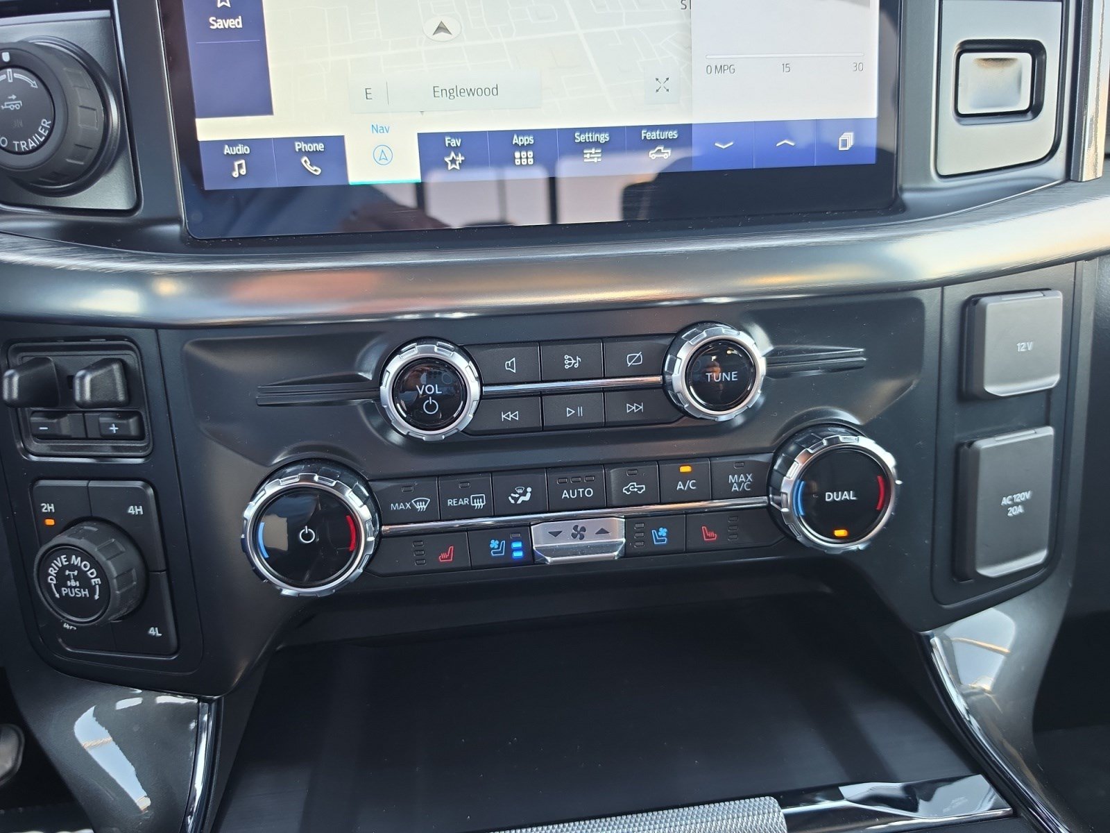 Used 2022 Ford F150 Lariat w/ Max Trailer Tow Package AWD/4WD image 20
