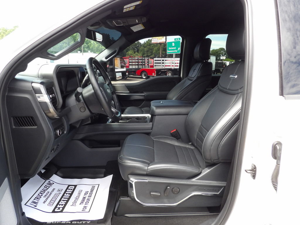 Used 2026 Ford F450 Platinum AWD/4WD image 18