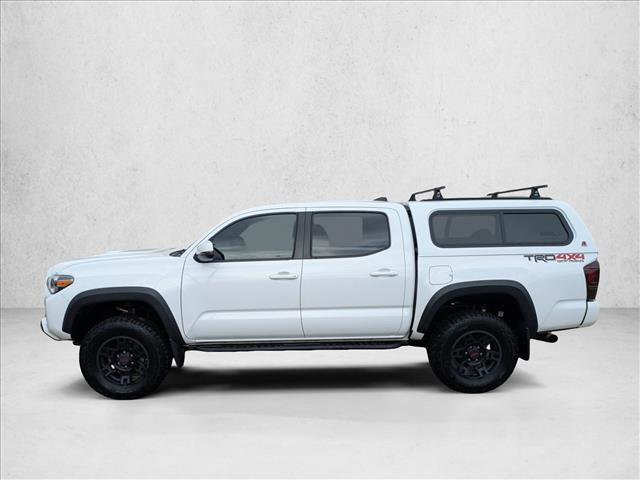 Used 2017 Toyota Tacoma TRD Off-Road AWD/4WD image 8