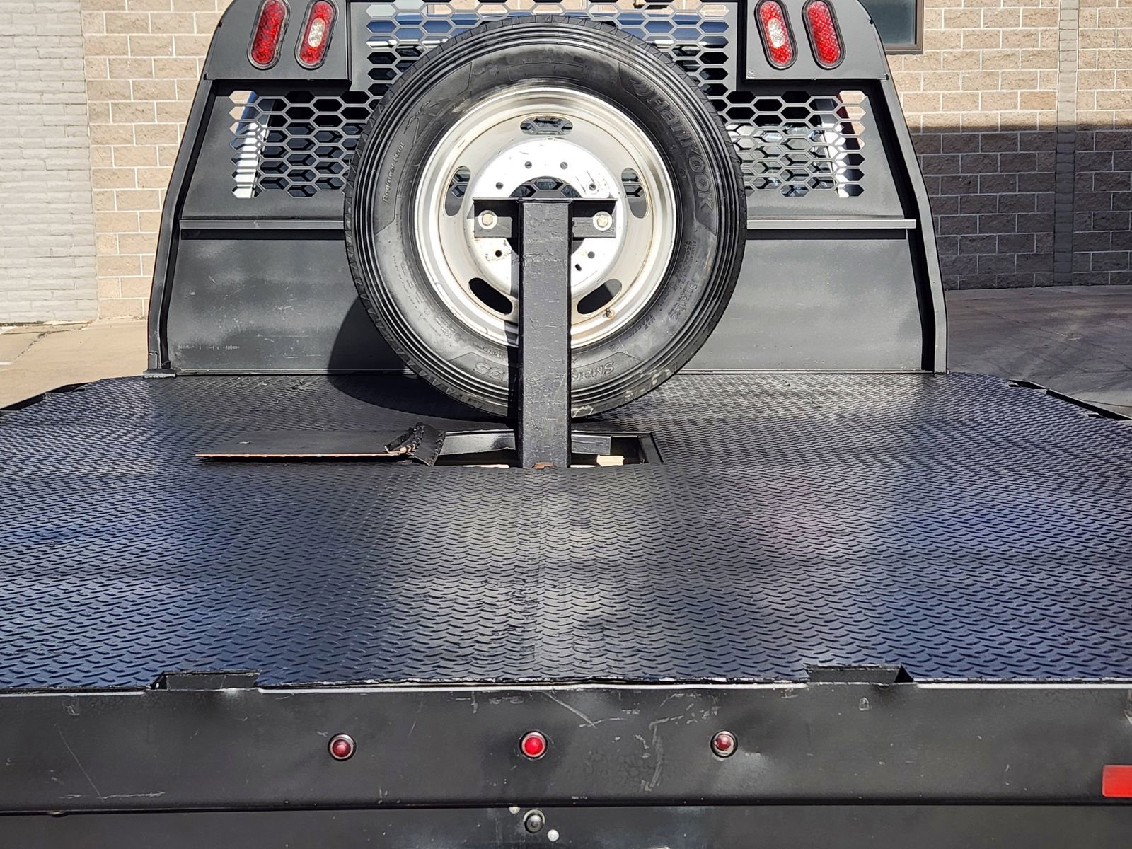 Used 2022 RAM 5500 Tradesman w/ Chrome Appearance Group image 35