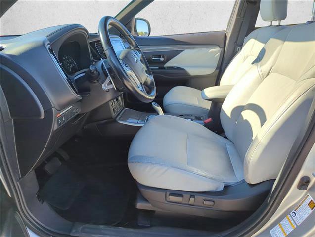 Used 2022 Mitsubishi Outlander SEL image 9