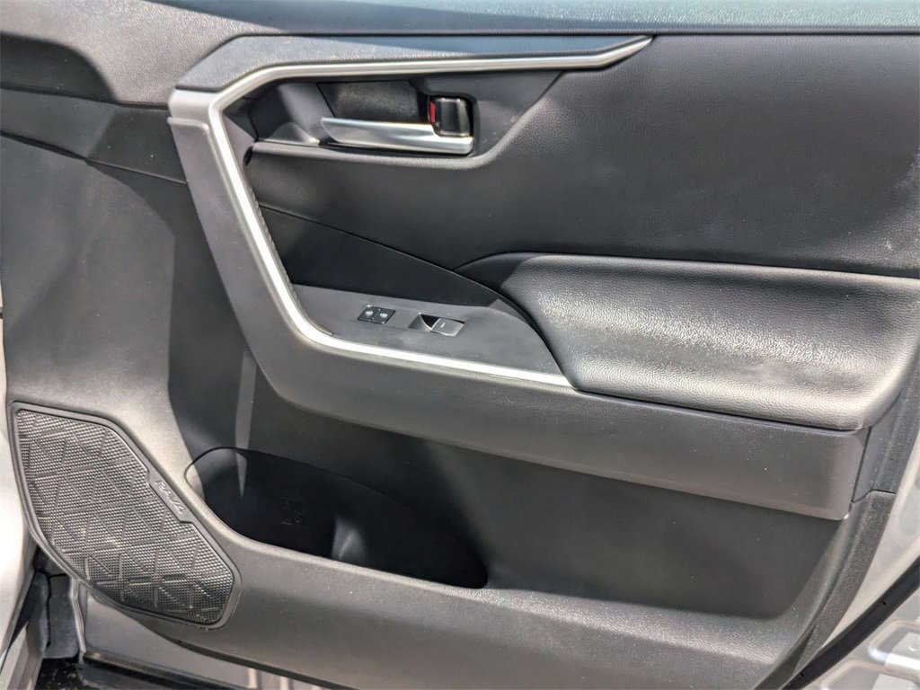 Used 2024 Toyota RAV4 XLE image 32