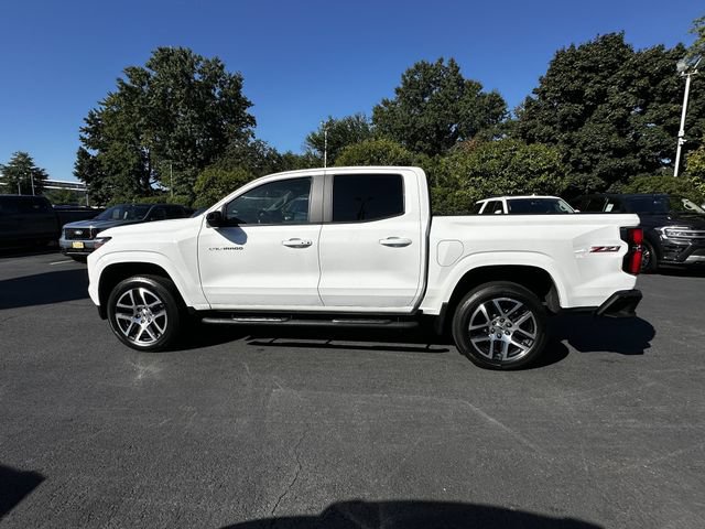 Used 2024 Chevrolet Colorado Z71 w/ Z71 Convenience Package 2 AWD/4WD image 8