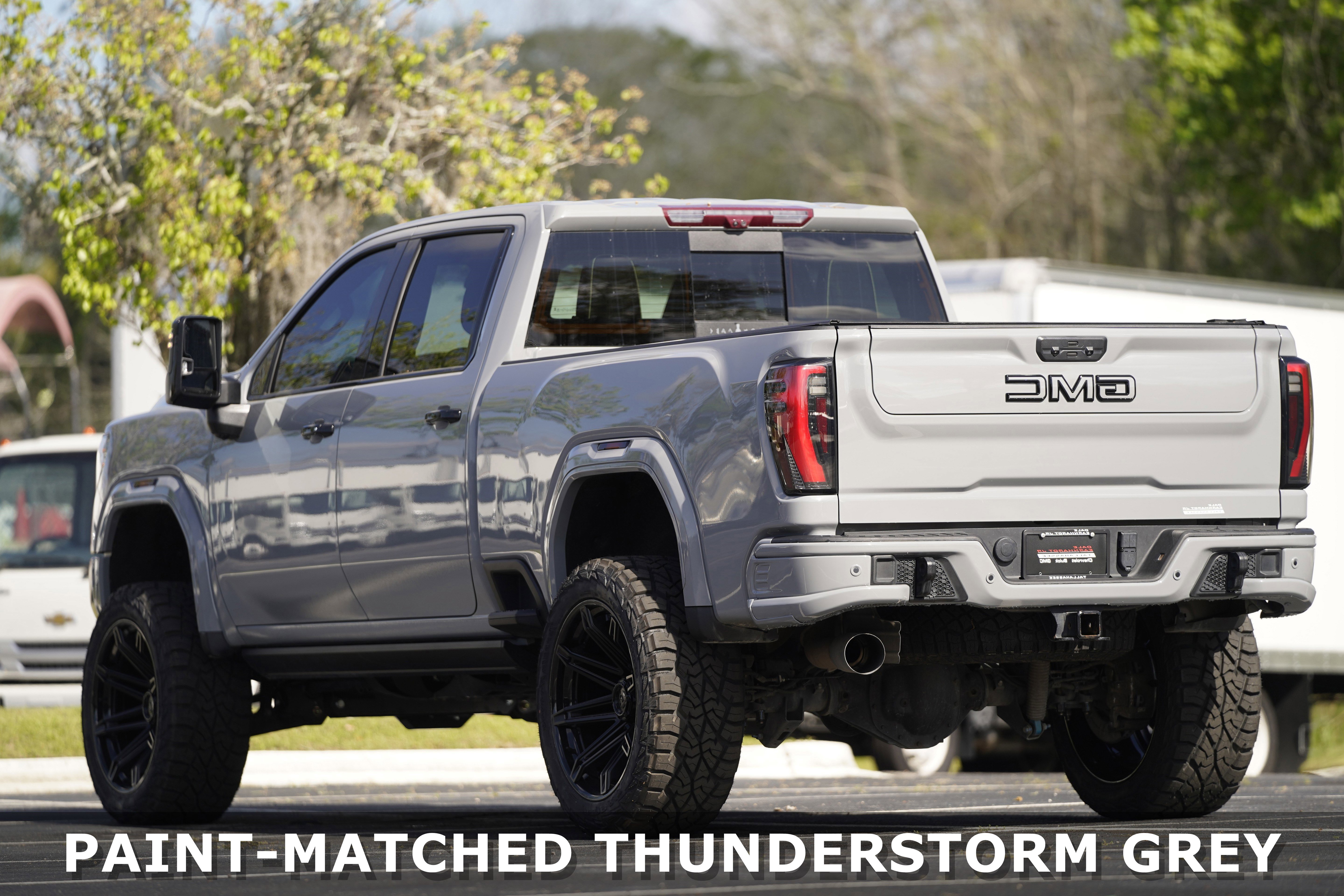 Used 2024 GMC Sierra 2500 AT4X w/ AT4X AEV Edition AWD/4WD image 3