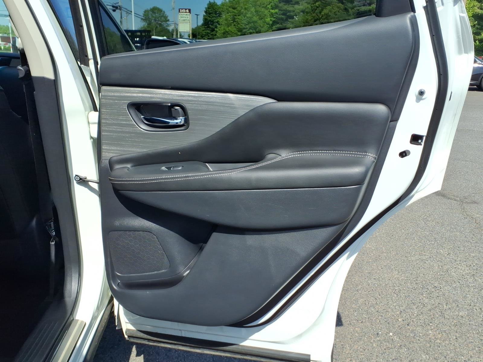 Used 2018 Nissan Murano Platinum AWD/4WD image 28