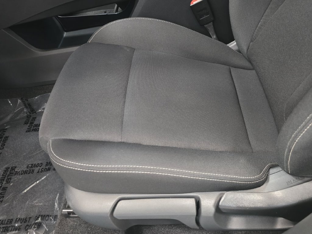 Used 2025 Nissan Rogue S FWD image 20