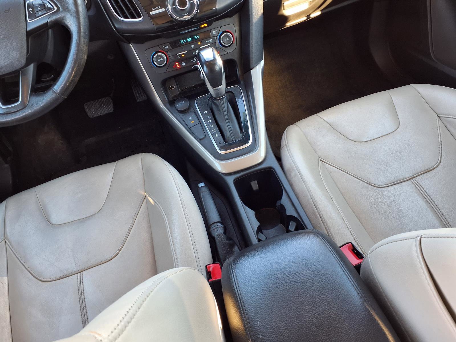 Used 2018 Ford Focus Titanium image 13