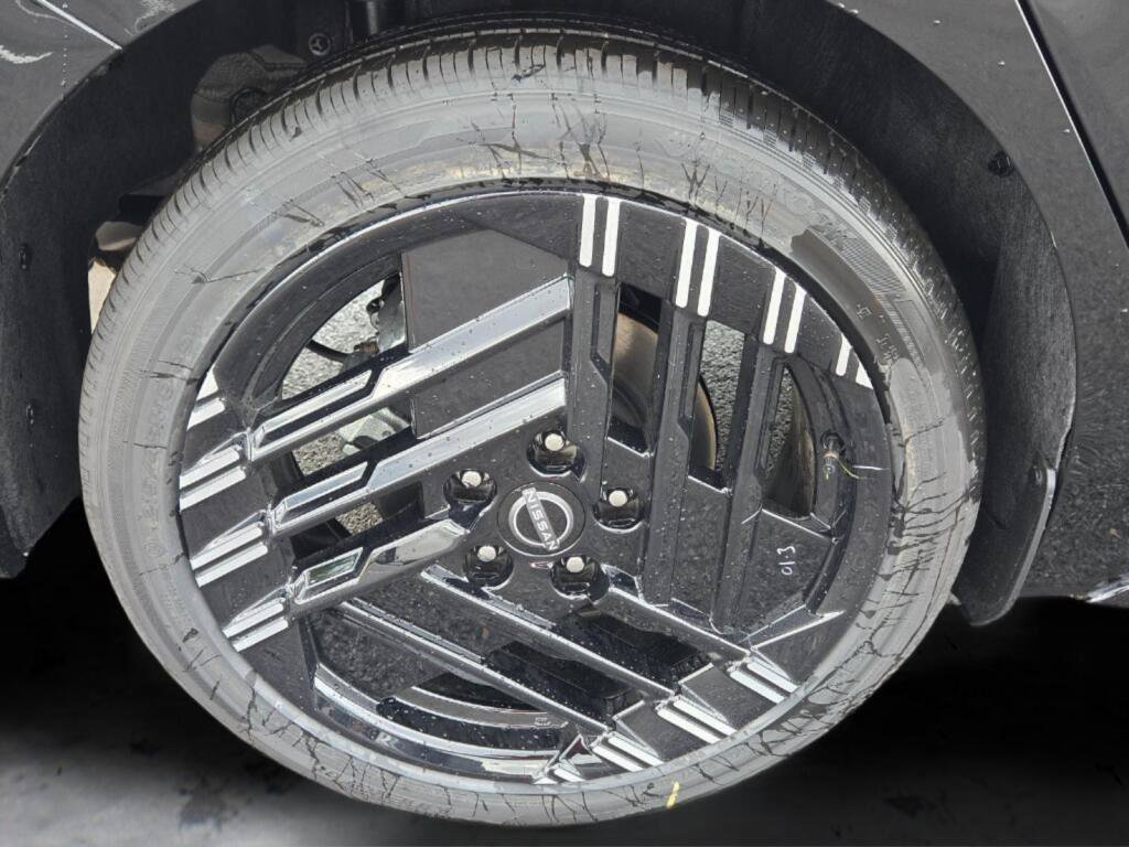 New 2026 Nissan Sentra SR w/ SR All Weather Package FWD image 9