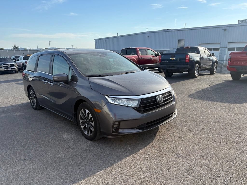 Used 2023 Honda Odyssey EX-L image 2