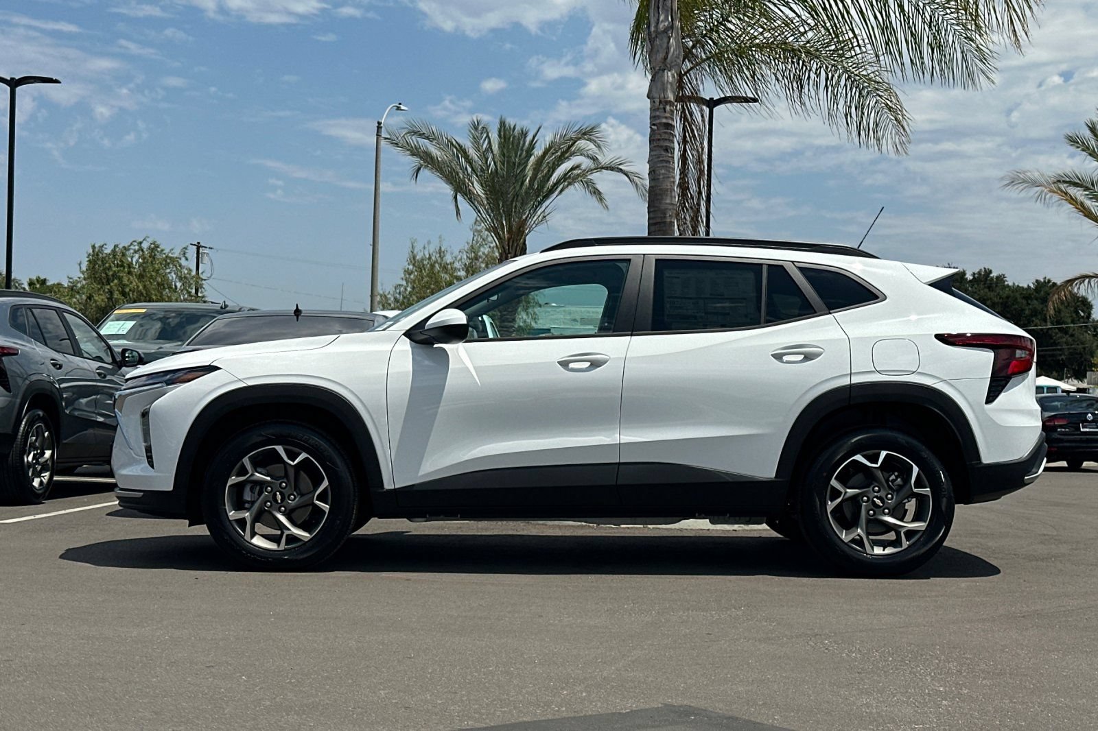 New 2026 Chevrolet Trax LT FWD image 7