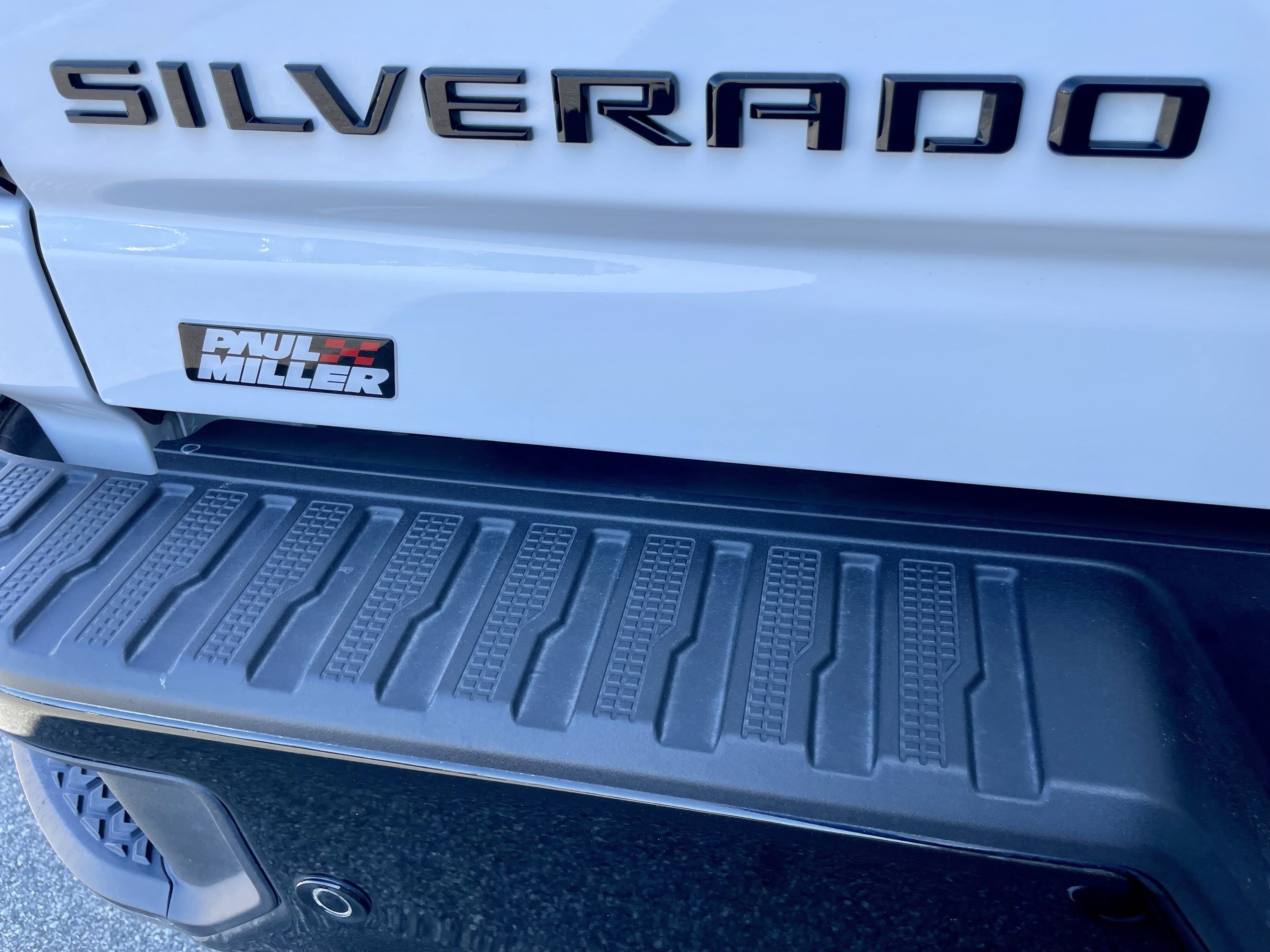 Used 2025 Chevrolet Silverado 2500 ZR2 w/ Technology Package AWD/4WD image 33