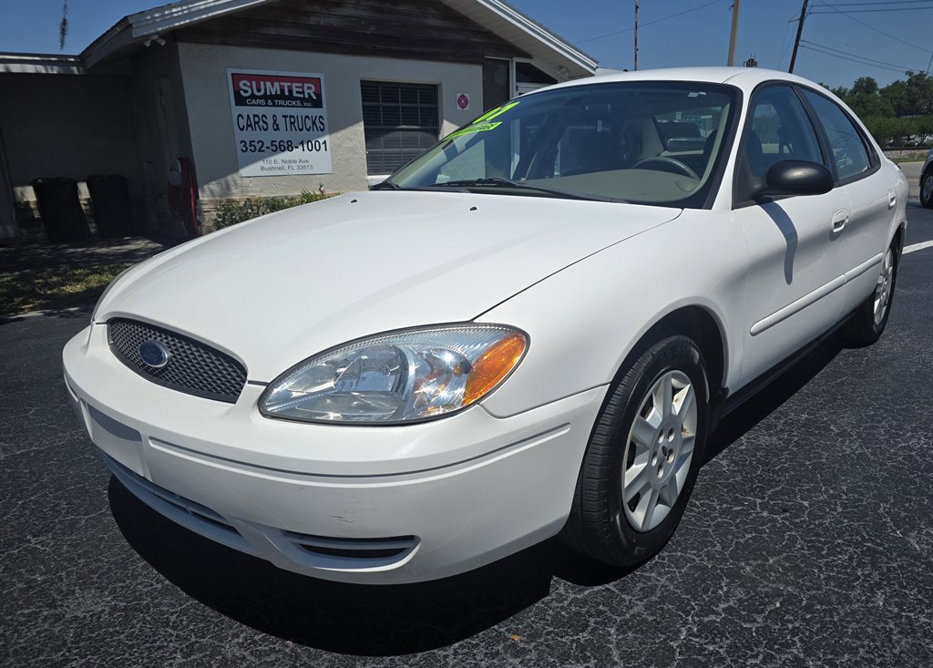 Used 2007 Ford Taurus SE FWD image 1