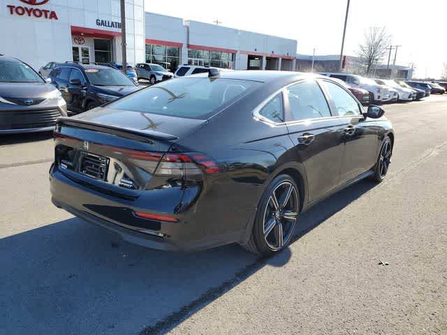 Used 2024 Honda Accord Sport image 3