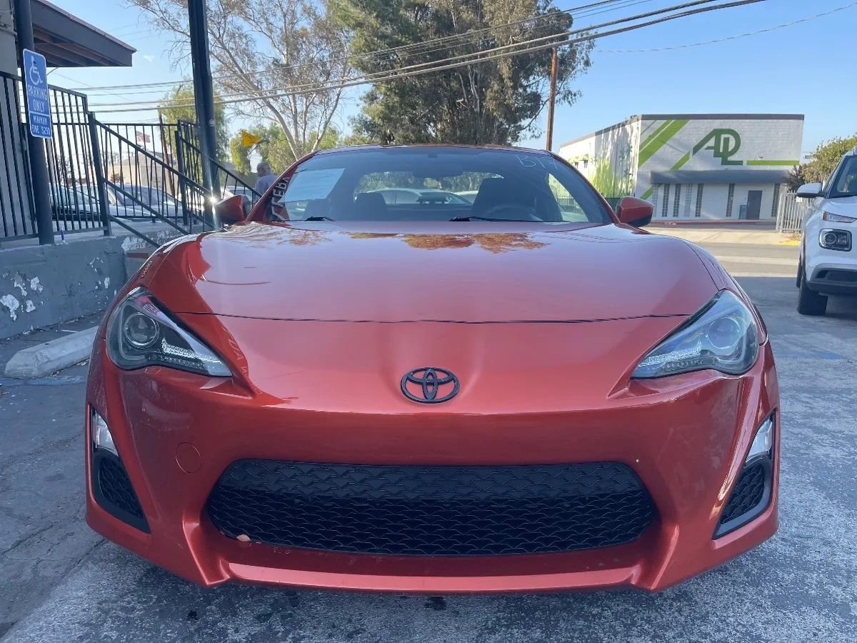 Used 2015 Scion FR-S RWD image 2