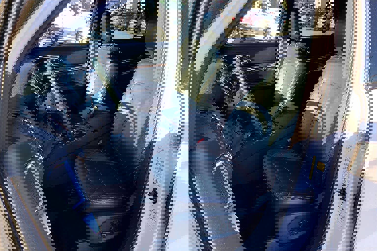 Used 2019 Ford Explorer Limited w/ Class III Trailer Tow Package image 8