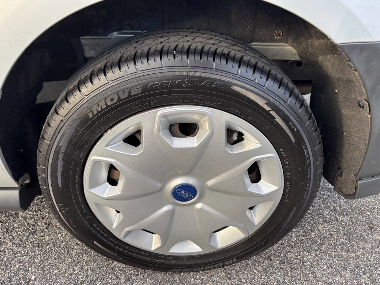 Used 2015 Ford Transit Connect XL image 18