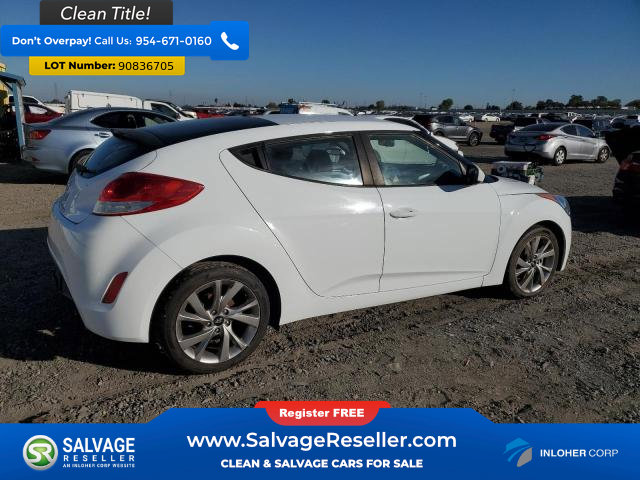 Used 2017 Hyundai Veloster FWD image 4
