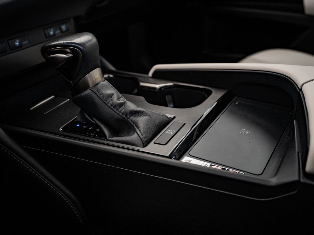 Certified 2023 Lexus ES 250 w/ Premium Package image 38