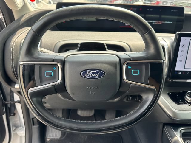 Used 2025 Ford Expedition Max Platinum AWD/4WD image 20