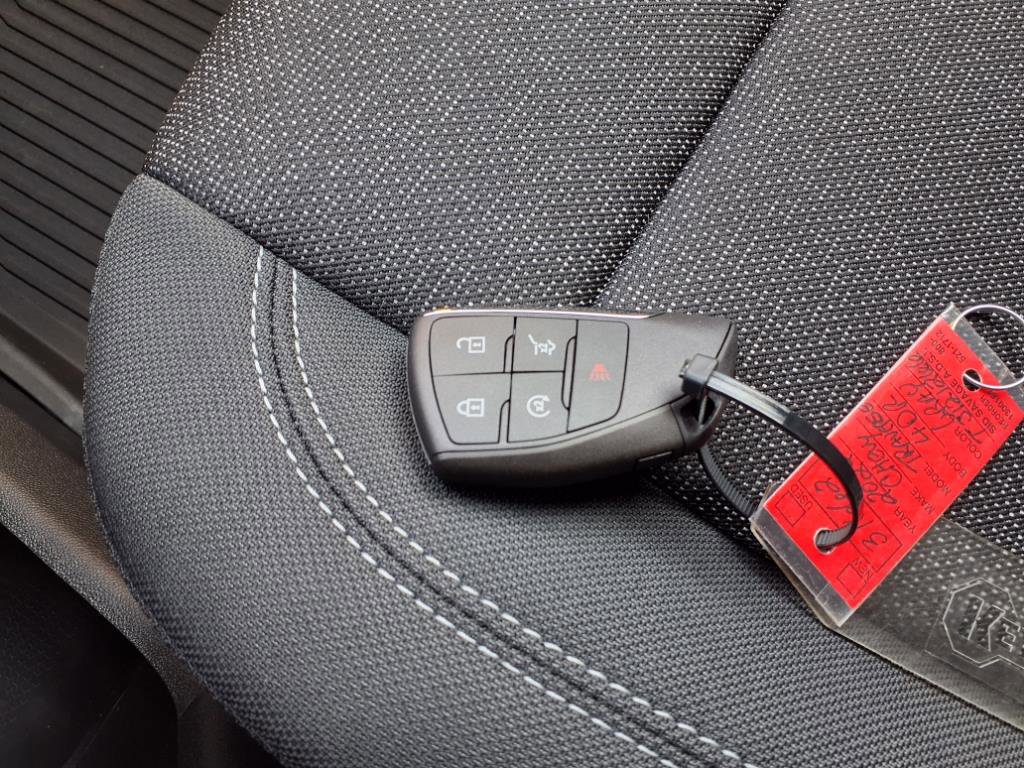 New 2026 Chevrolet Traverse LT w/ Driver Confidence Package image 13